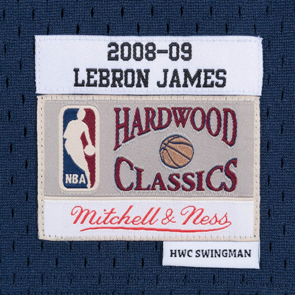 Cleveland Cavaliers LeBron James Mitchell & Ness Hardwood Classics Swingman Jersey - Navy