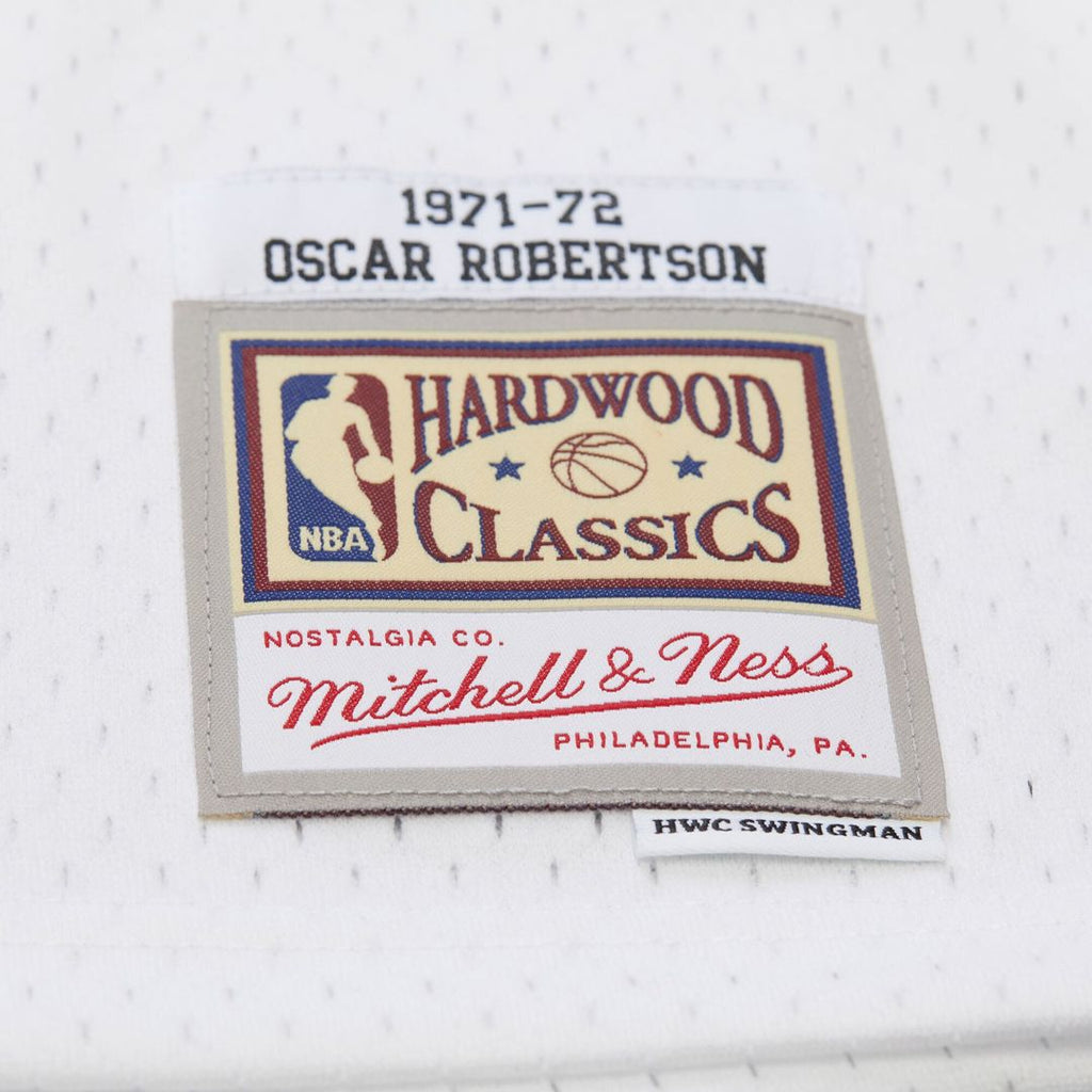 Milwaukee Bucks Oscar Robertson Mitchell & Ness Hardwood Classics Swingman Jersey - White