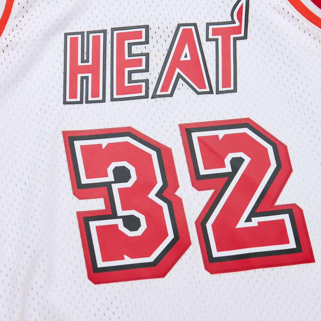 Miami Heat Shaquille O'Neal Mitchell & Ness 2005 - 06 Swingman Jersey - Red