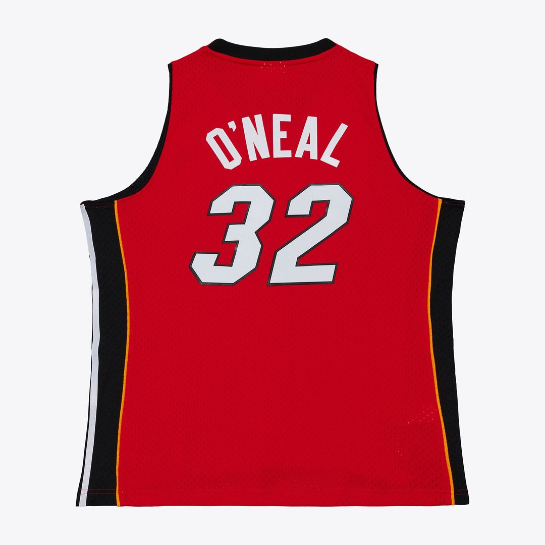 Miami Heat Shaquille O'Neal Mitchell & Ness 2005 - 06 Swingman Jersey - Red