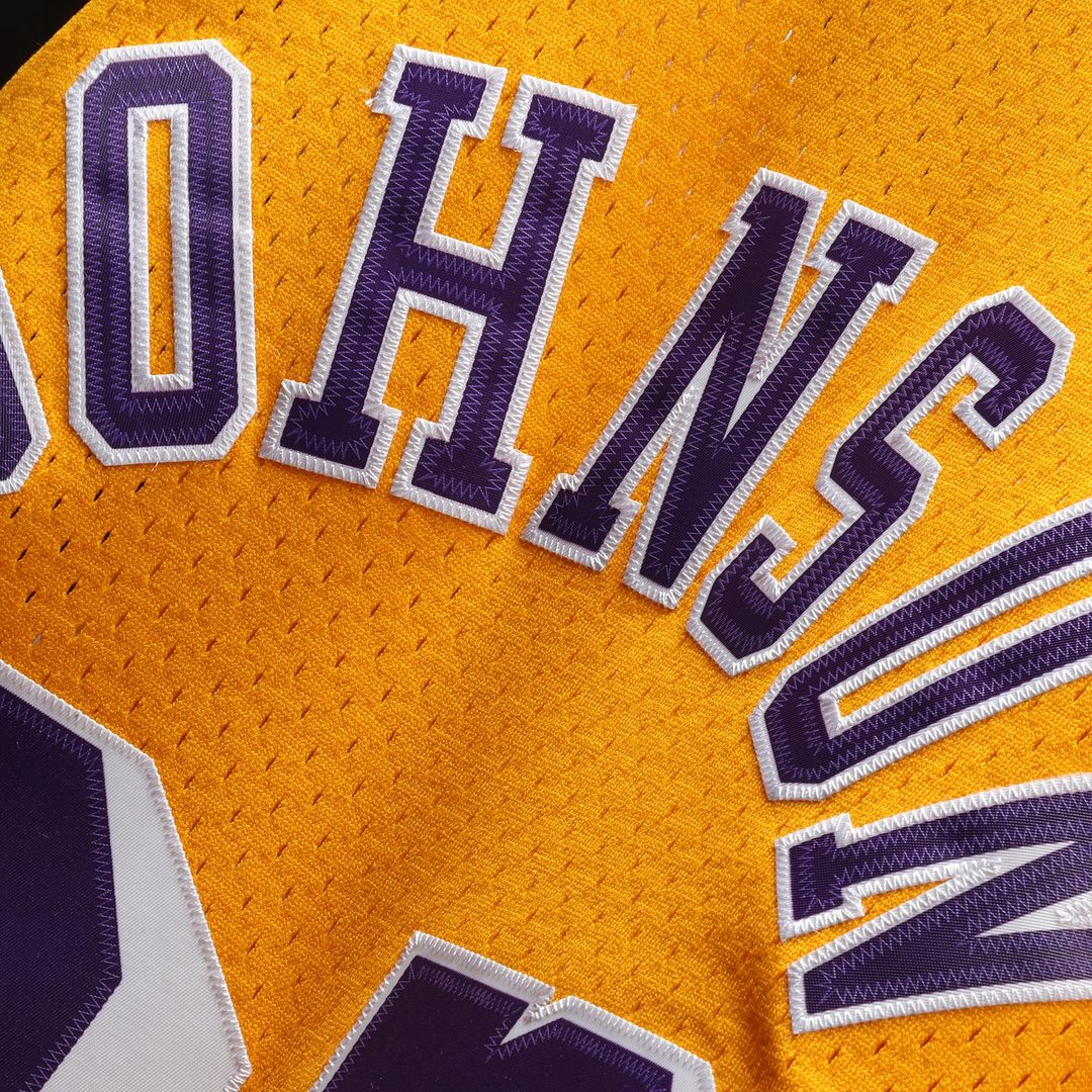 Los Angeles Lakers Magic Johnson Mitchell & Ness 1984/85 Hardwood Classics Swingman Jersey - Purple